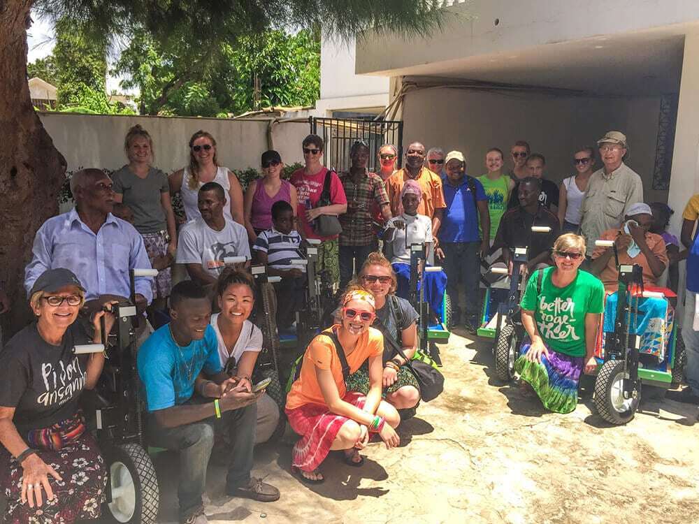 The team with-the thankful PET recipients